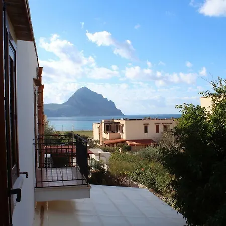 Con Giardino Mandarino Holiday home *