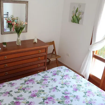 Holiday home Con Giardino Mandarino *
