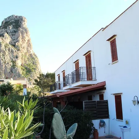 Con Giardino Mandarino Ferienhaus *